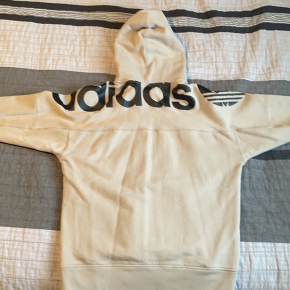 Adidas Sweatshirt/Hoodie - Picture 5 of 5